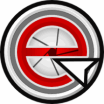 Logotipo do software eViacam. Tem a forma circular, é composto por camadas concêntricas em tons de cinza. No centro, aparece a letra minúscula “e” em vermelho, estilizada. Um cursor de mouse branco com contorno preto está posicionado no canto inferior direito do círculo, parcialmente sobreposto à letra e à borda do símbolo.